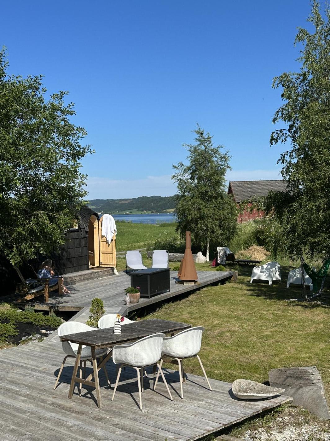 Saga, Et Unikt, Sjarmerende Badehotell Med Fa Rom, Sauna Og Badebrygge - Inderoy Straumen  Zewnętrze zdjęcie